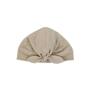 Babyhaube mit Schleife beige