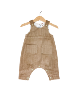 Latzhose beige