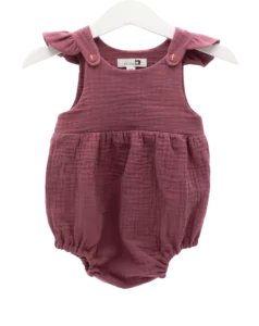 Babystrampler verspielt Berry