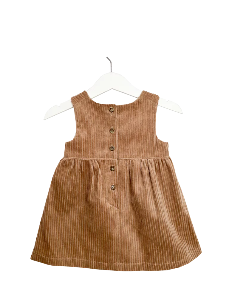 Babykleid aus Baumwoll-Cord mit Knopfleiste im Rückenteil und gezogenem Rock